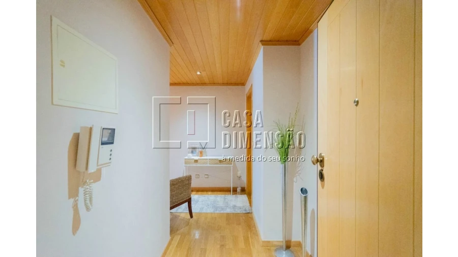Apartamento T2 para Venda em Venteira Foto 2