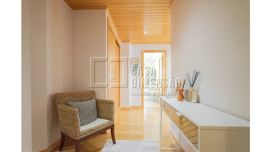 Apartamento T2 para Venda em Venteira Foto 5