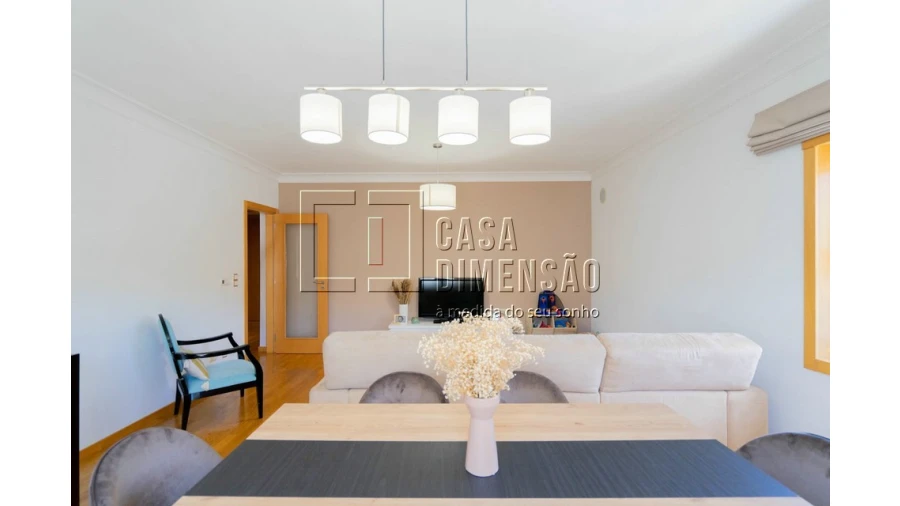 Apartamento T2 para Venda em Venteira Foto 17