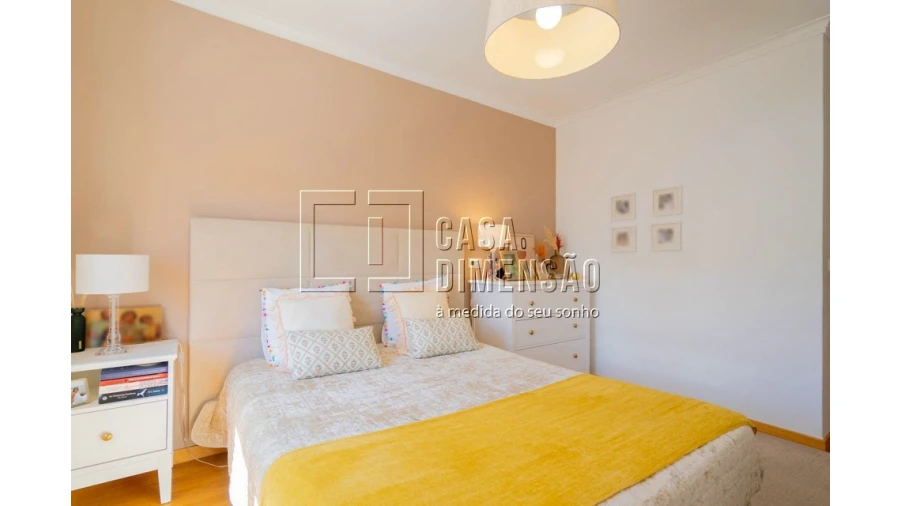 Apartamento T2 para Venda em Venteira Foto 57