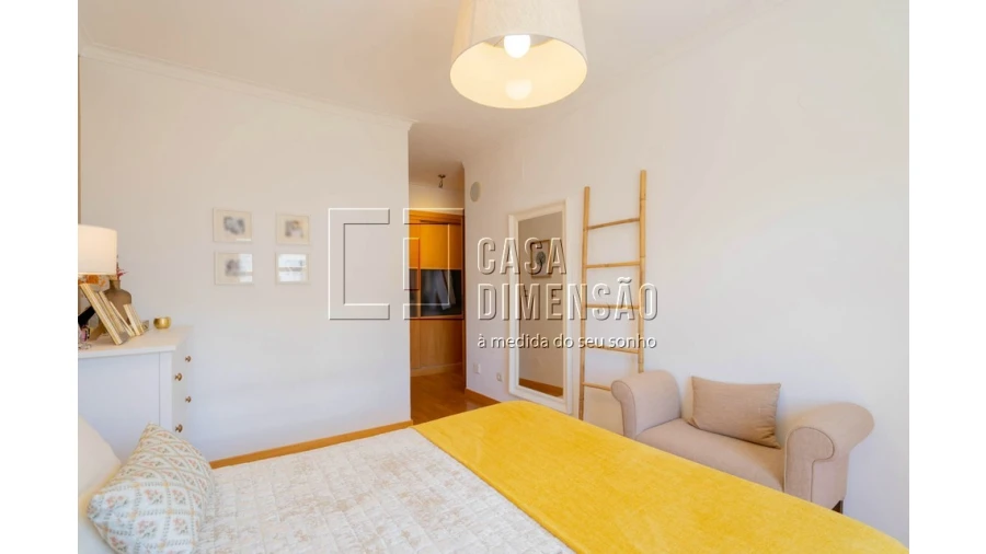 Apartamento T2 para Venda em Venteira Foto 59