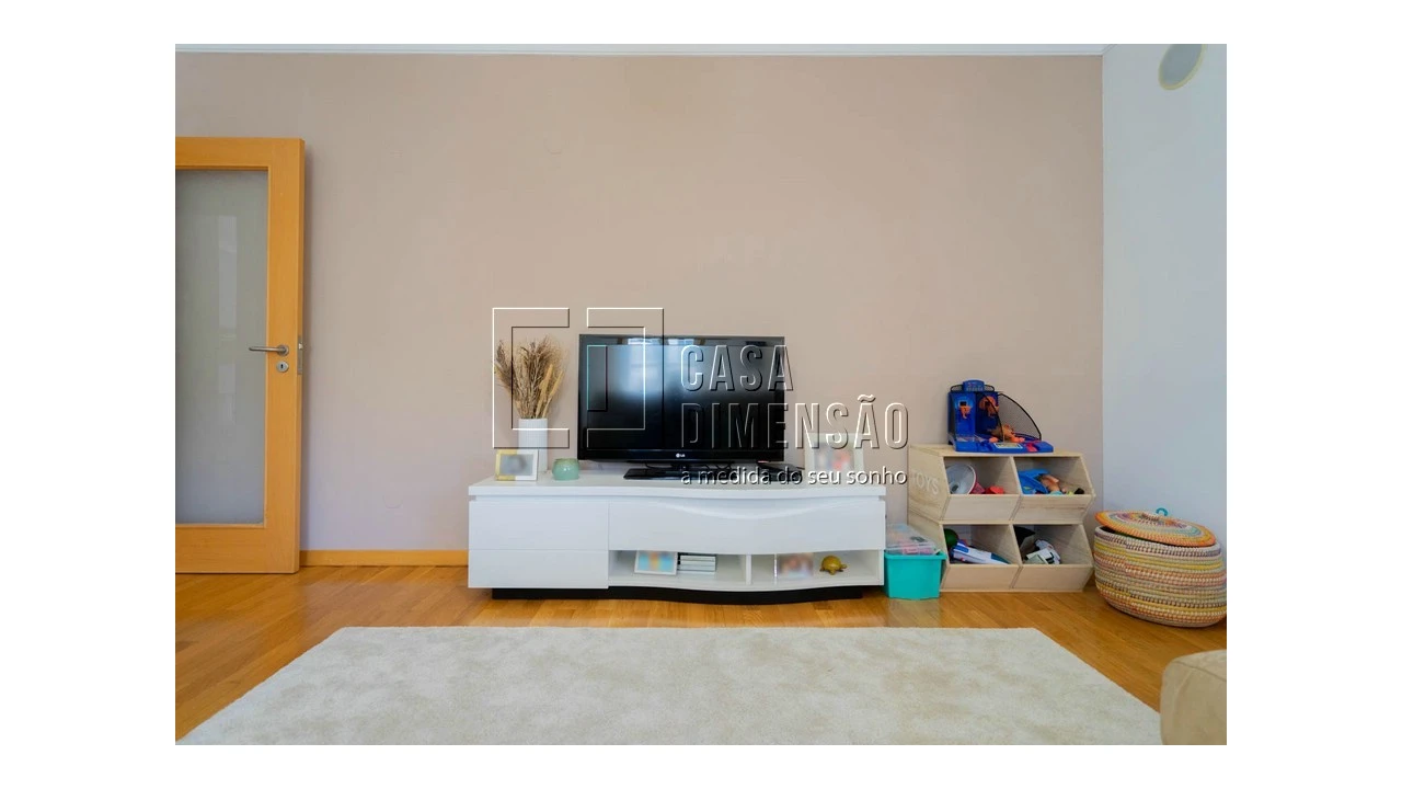 Apartamento T2 para Venda em Carnaxide e Queijas Foto 23