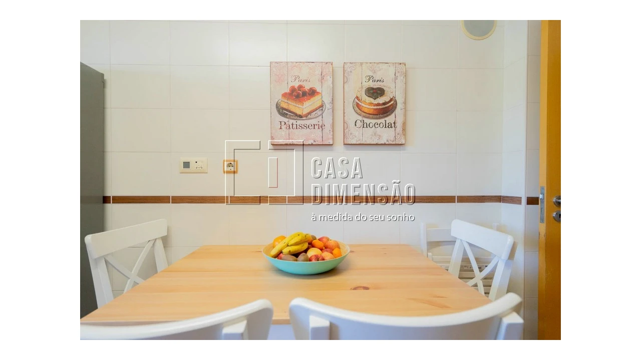 Apartamento T2 para Venda em Carnaxide e Queijas Foto 33