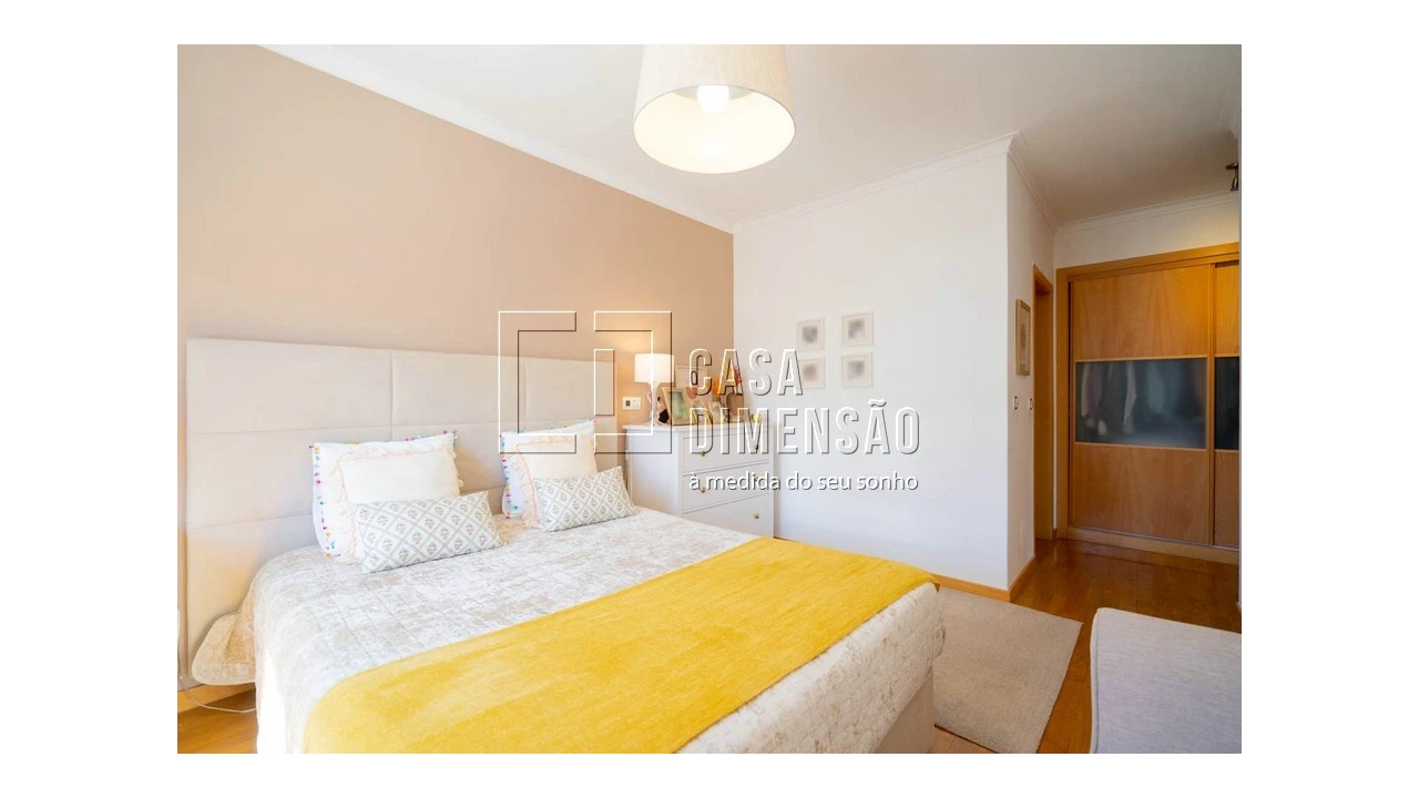 Apartamento T2 para Venda em Carnaxide e Queijas Foto 56