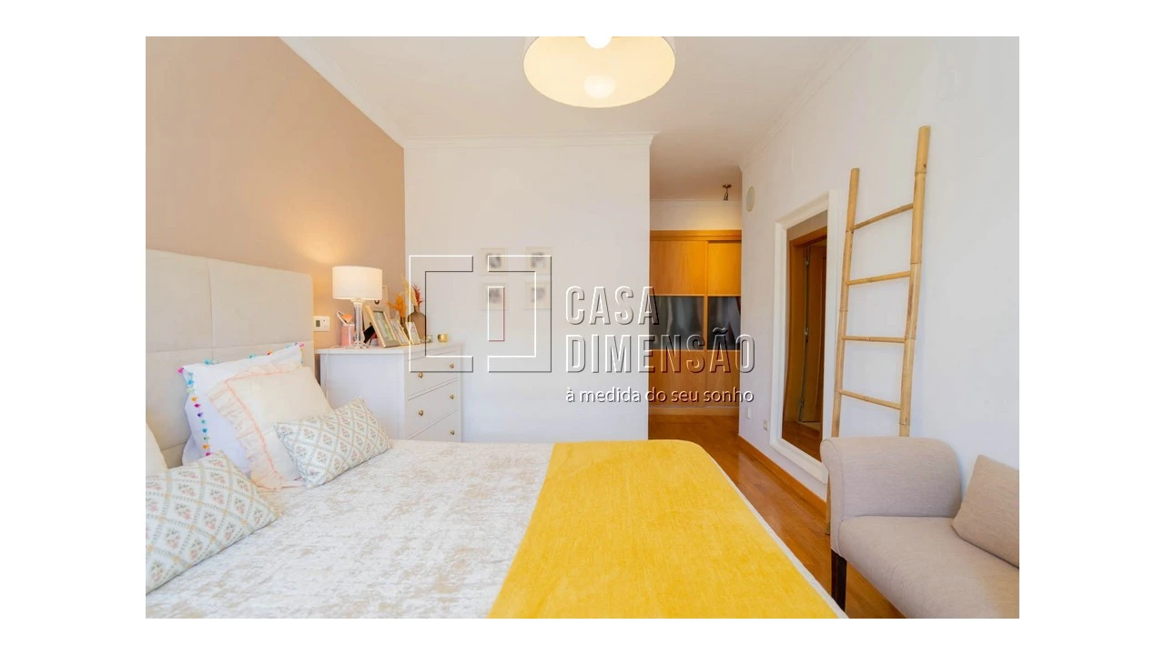 Apartamento T2 para Venda em Carnaxide e Queijas Foto 58
