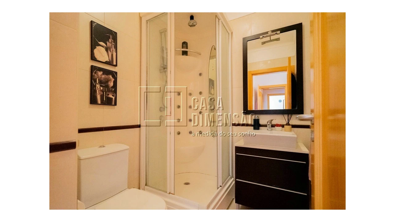 Apartamento T2 para Venda em Carnaxide e Queijas Foto 65
