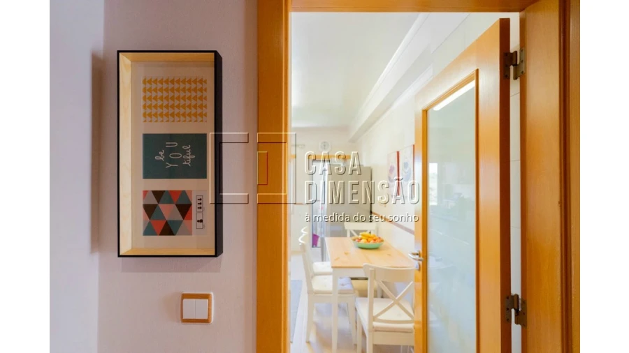 Apartamento T2 para Venda em Carnaxide e Queijas Foto 28