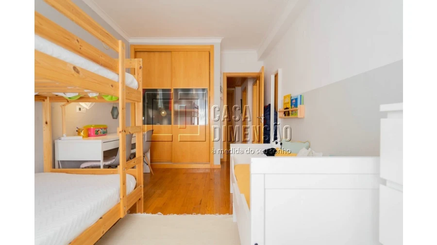 Apartamento T2 para Venda em Carnaxide e Queijas Foto 48