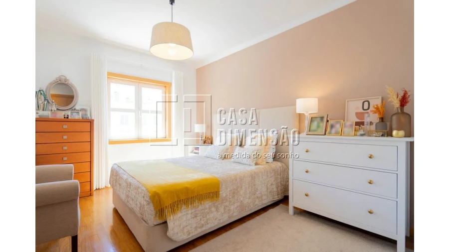 Apartamento T2 para Venda em Carnaxide e Queijas Foto 52