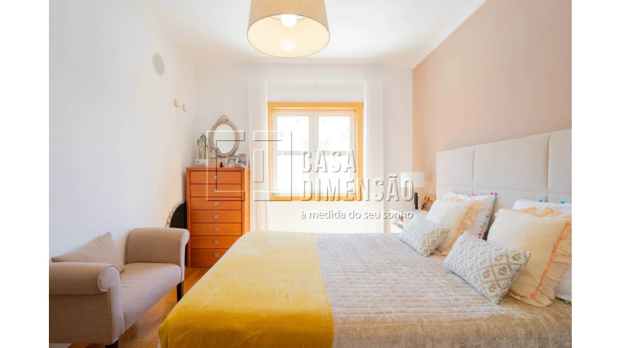Apartamento T2 para Venda em Carnaxide e Queijas Foto 53