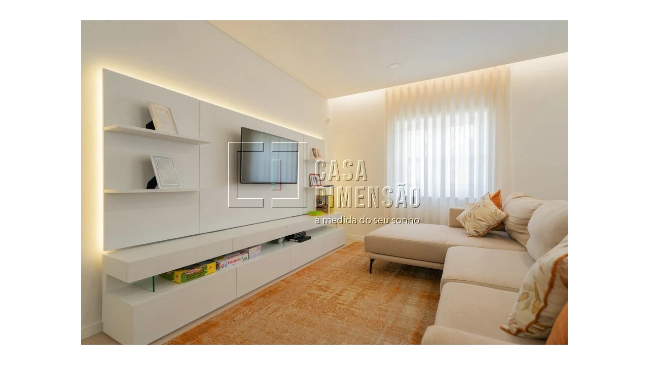 Apartamento T2 para Venda em Carnaxide e Queijas Foto 5