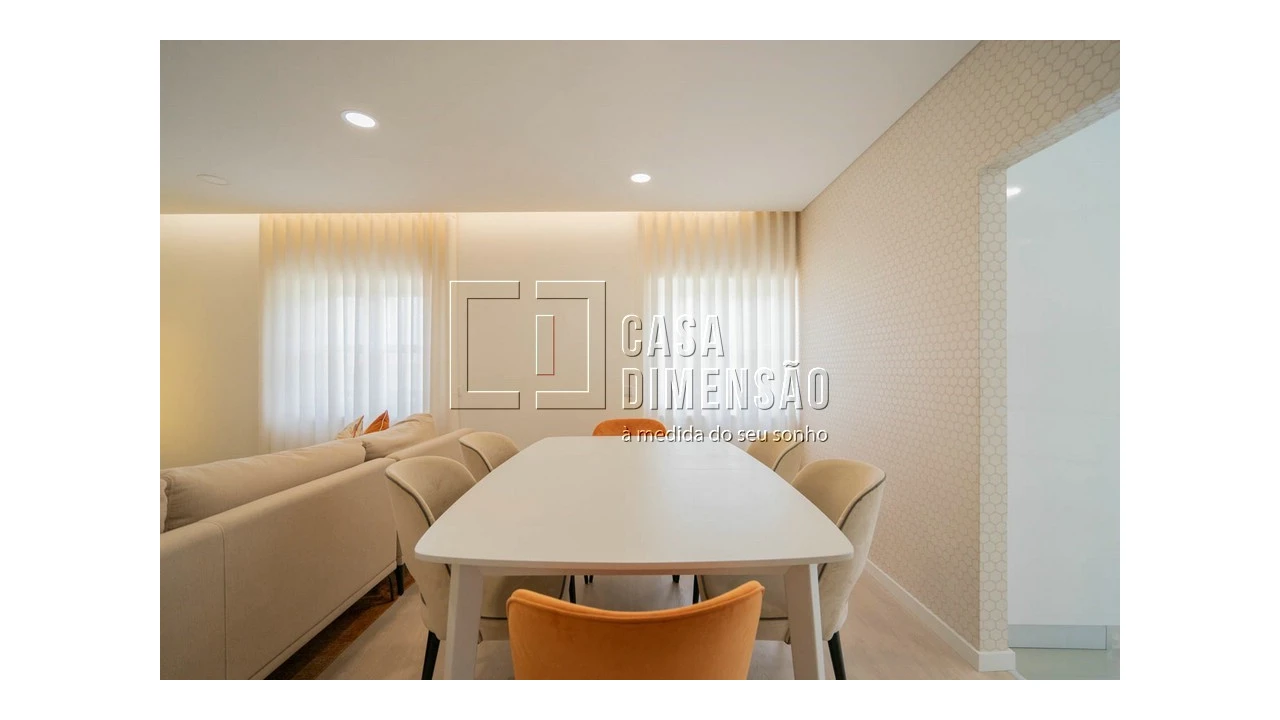 Apartamento T2 para Venda em Carnaxide e Queijas Foto 18
