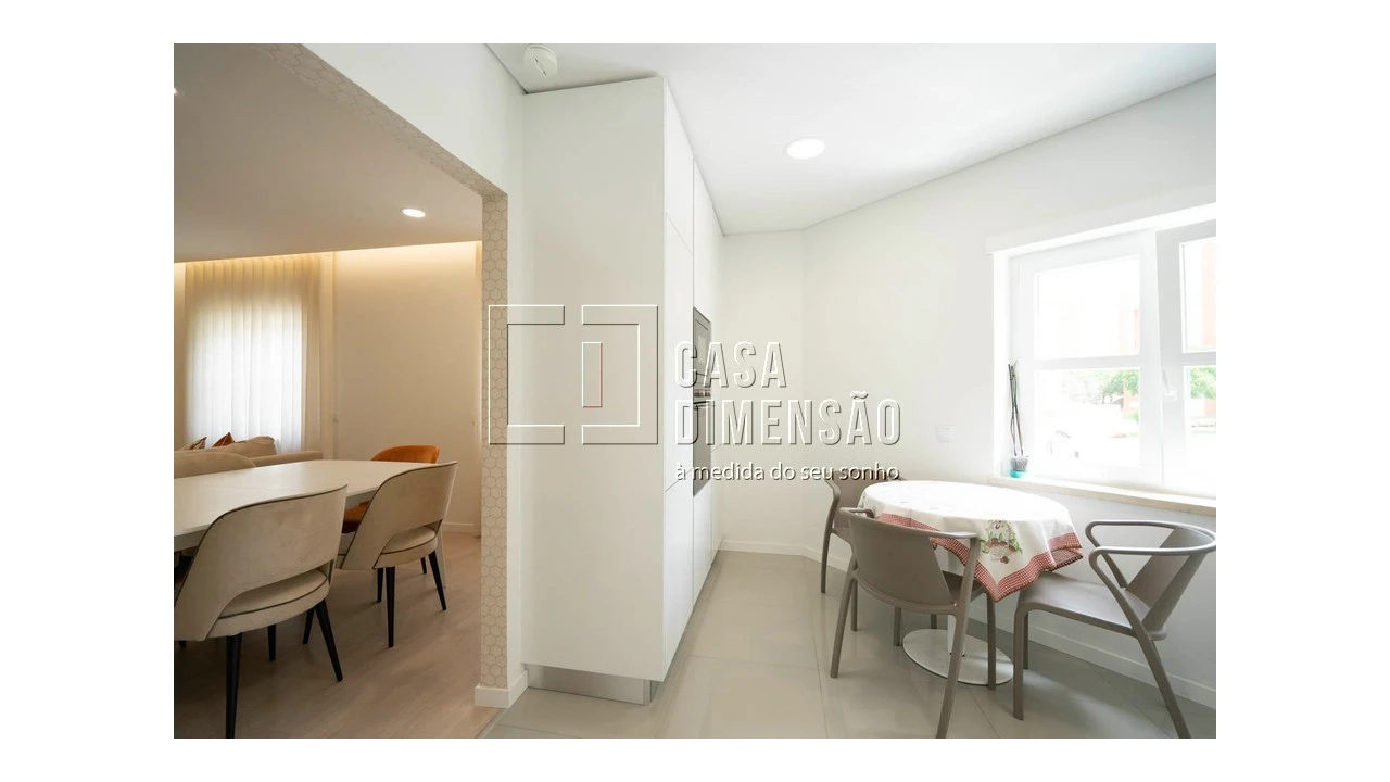 Apartamento T2 para Venda em Carnaxide e Queijas Foto 40
