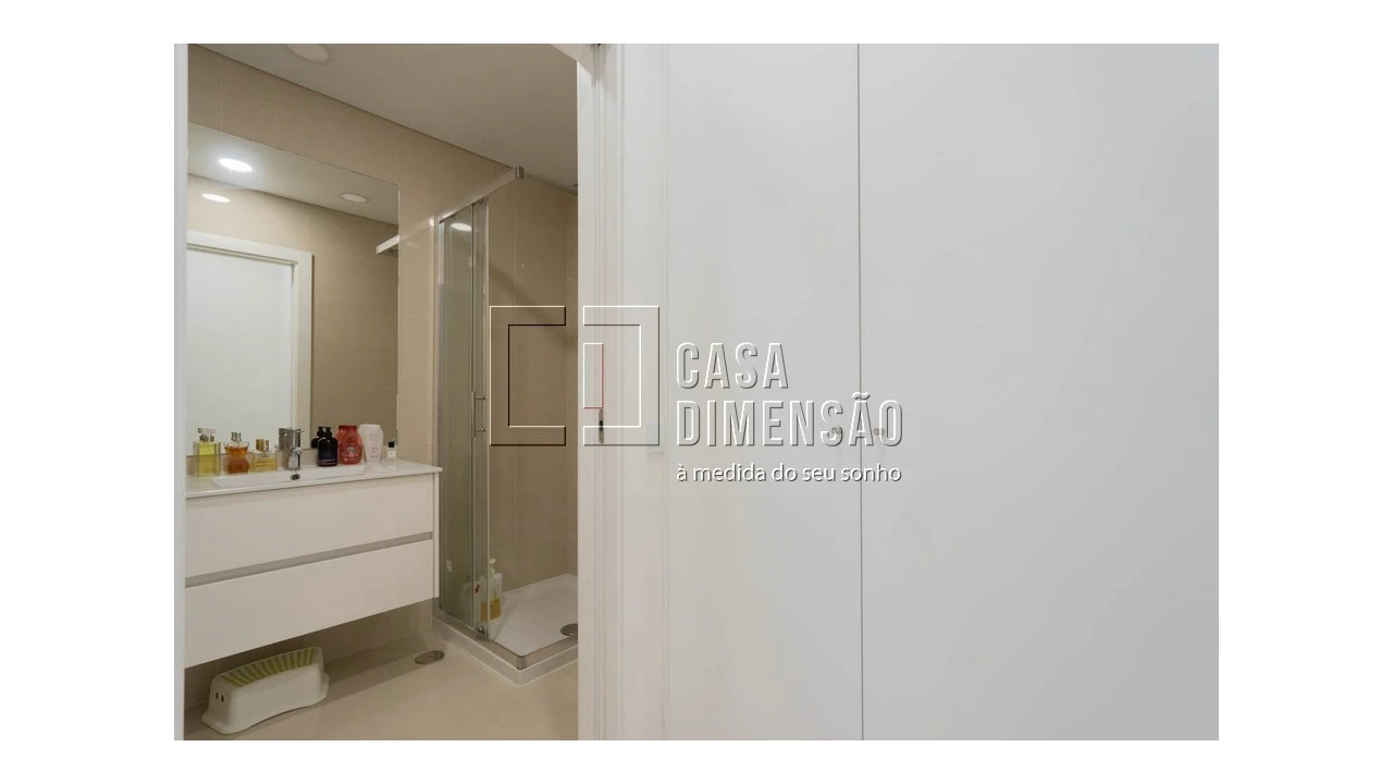 Apartamento T2 para Venda em Carnaxide e Queijas Foto 68
