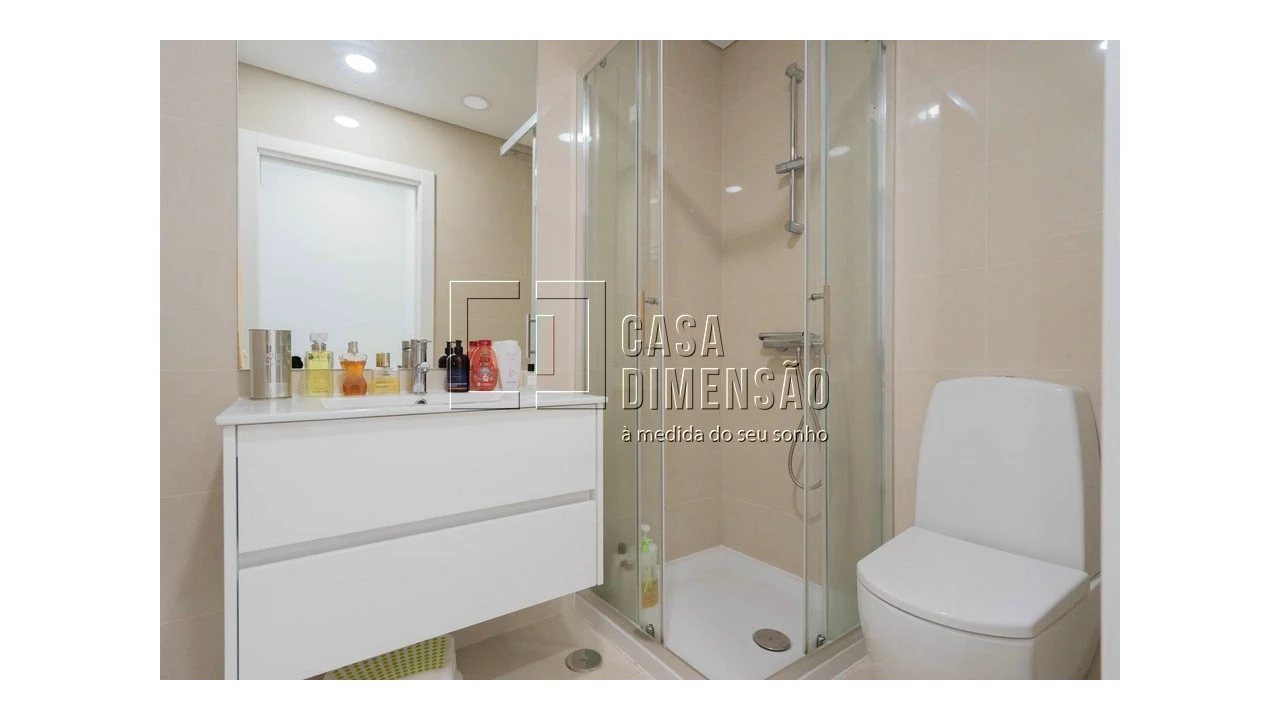 Apartamento T2 para Venda em Carnaxide e Queijas Foto 69