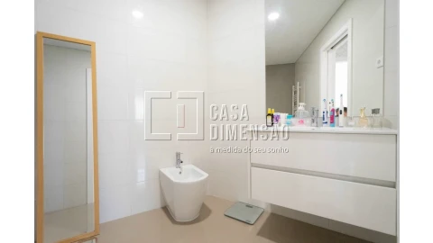 Apartamento T2 para Venda em Carnaxide e Queijas