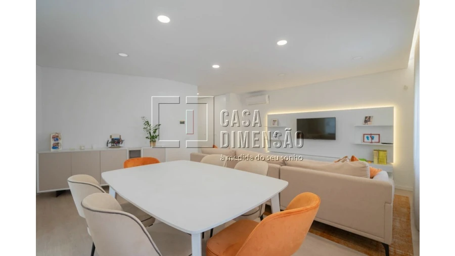 Apartamento T2 para Venda em Carnaxide e Queijas Foto 25