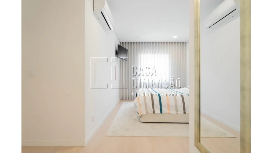 Apartamento T2 para Venda em Carnaxide e Queijas Foto 59