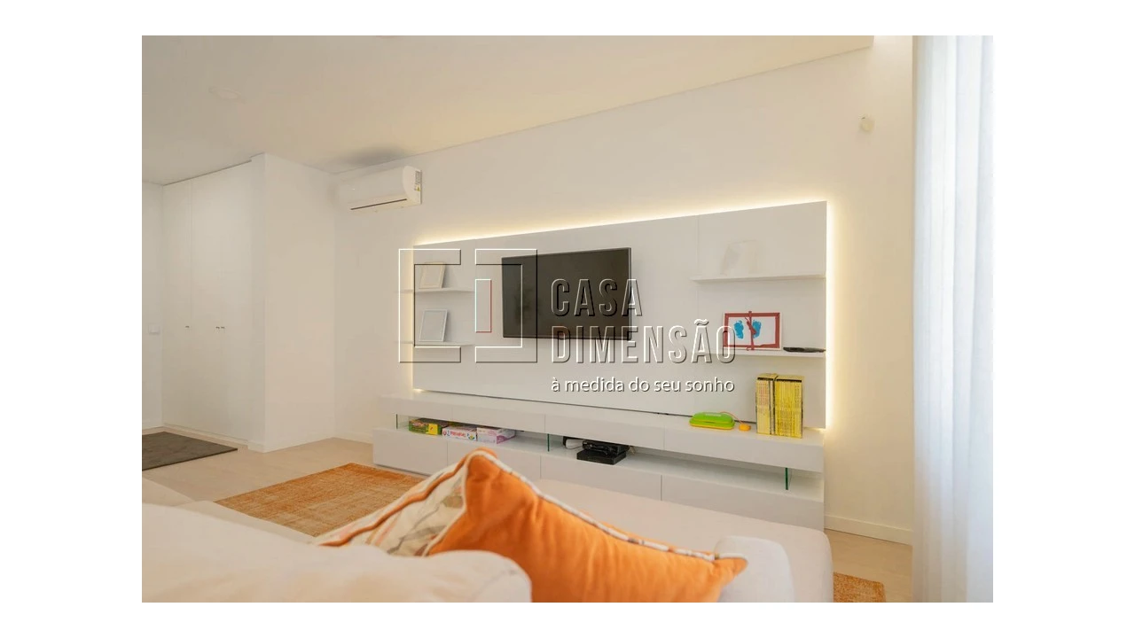 Apartamento T2 para Venda em Venteira Foto 14