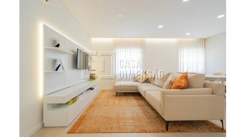 Apartamento T2 para Venda em Venteira