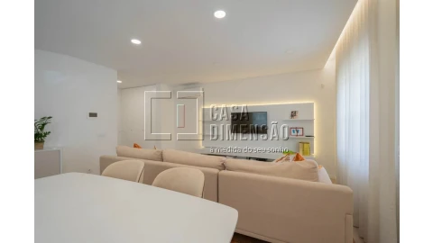 Apartamento T2 para Venda em Venteira