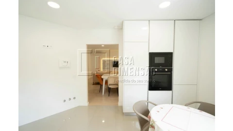 Apartamento T2 para Venda em Venteira
