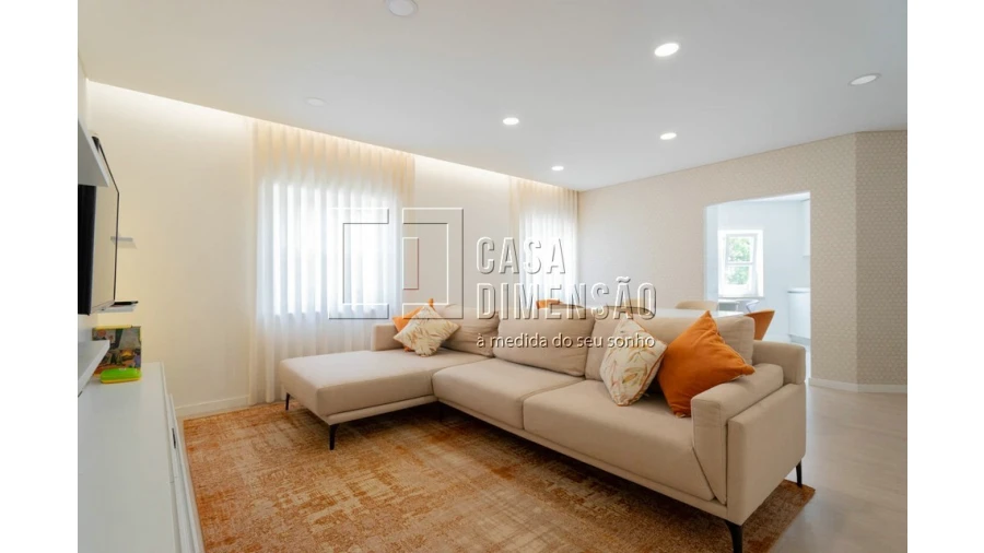 Apartamento T2 para Venda em Venteira Foto 4