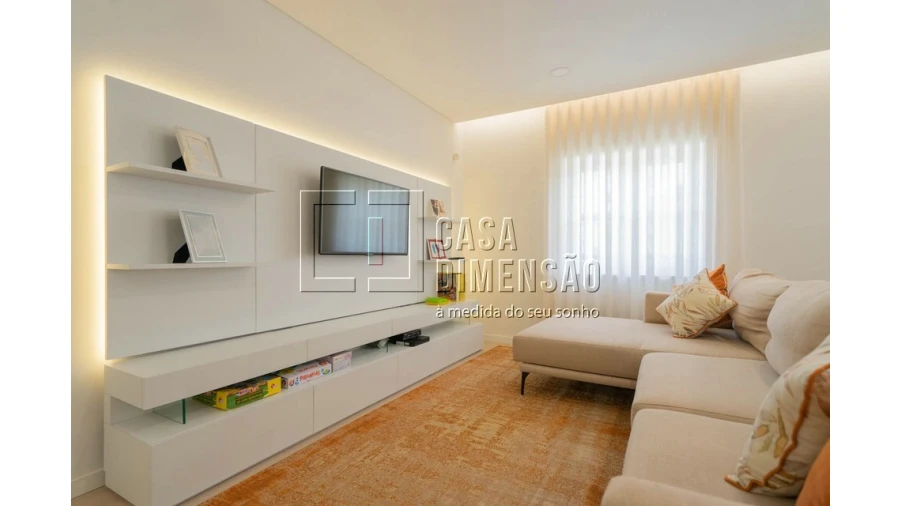 Apartamento T2 para Venda em Venteira Foto 6