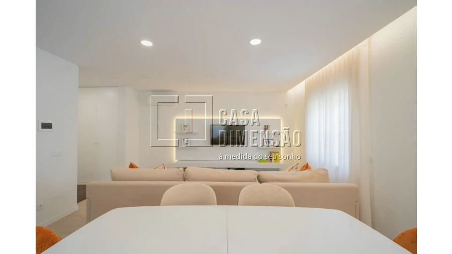 Apartamento T2 para Venda em Venteira Foto 24