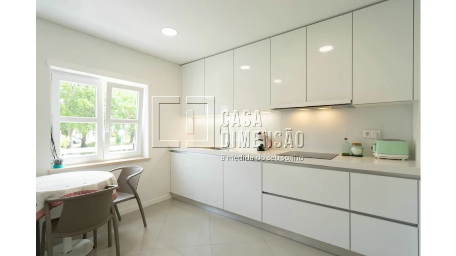 Apartamento T2 para Venda em Venteira Foto 33