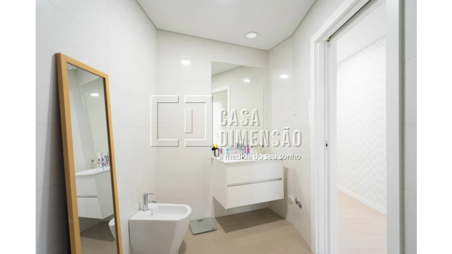 Apartamento T2 para Venda em Venteira Foto 49