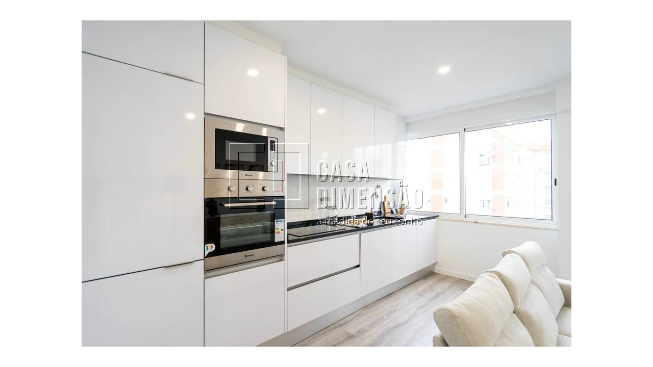 Apartamento T2 para Venda em Benfica Foto 11