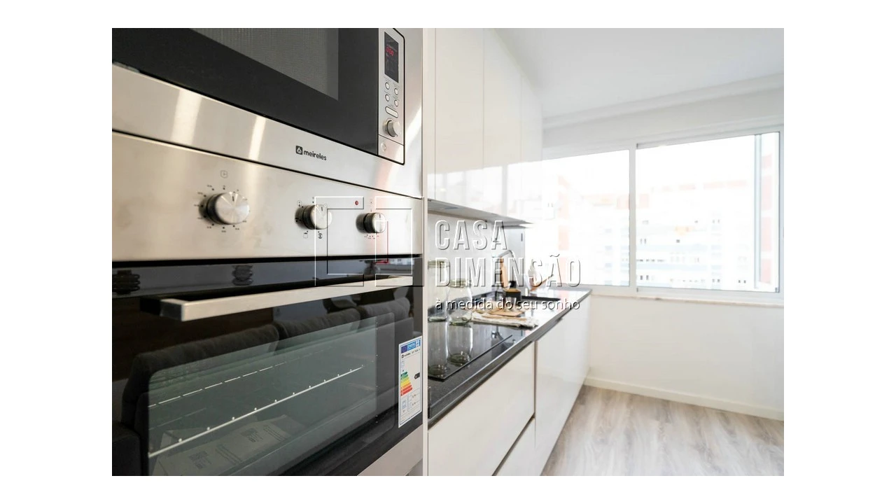 Apartamento T2 para Venda em Benfica Foto 12