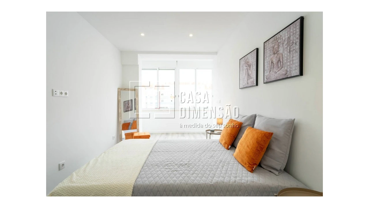 Apartamento T2 para Venda em Benfica Foto 17
