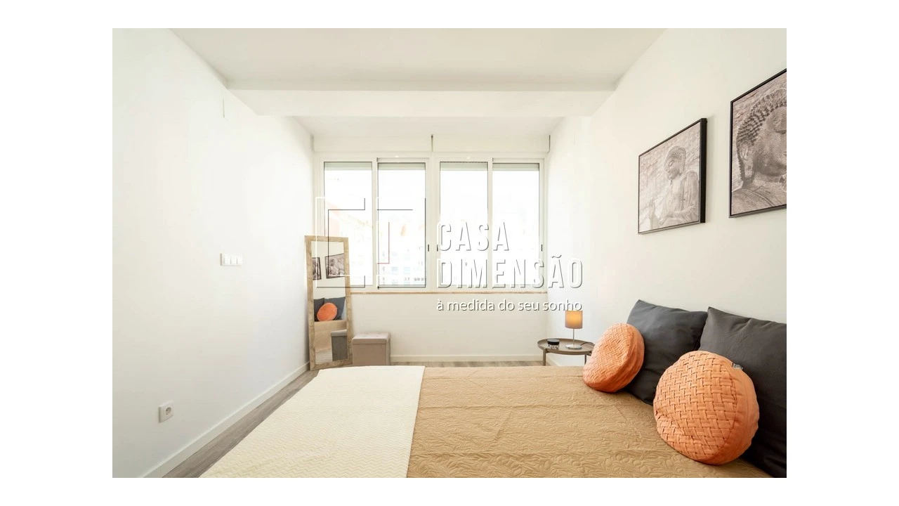 Apartamento T2 para Venda em Benfica Foto 23