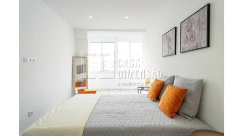 Apartamento T2 para Venda em Benfica