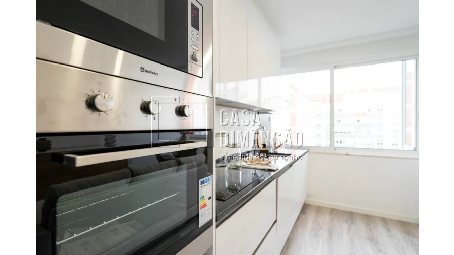 Apartamento T2 para Venda em Benfica Foto 12