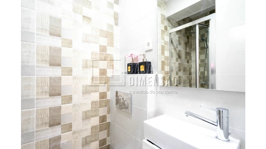 Apartamento T2 para Venda em Benfica Foto 15
