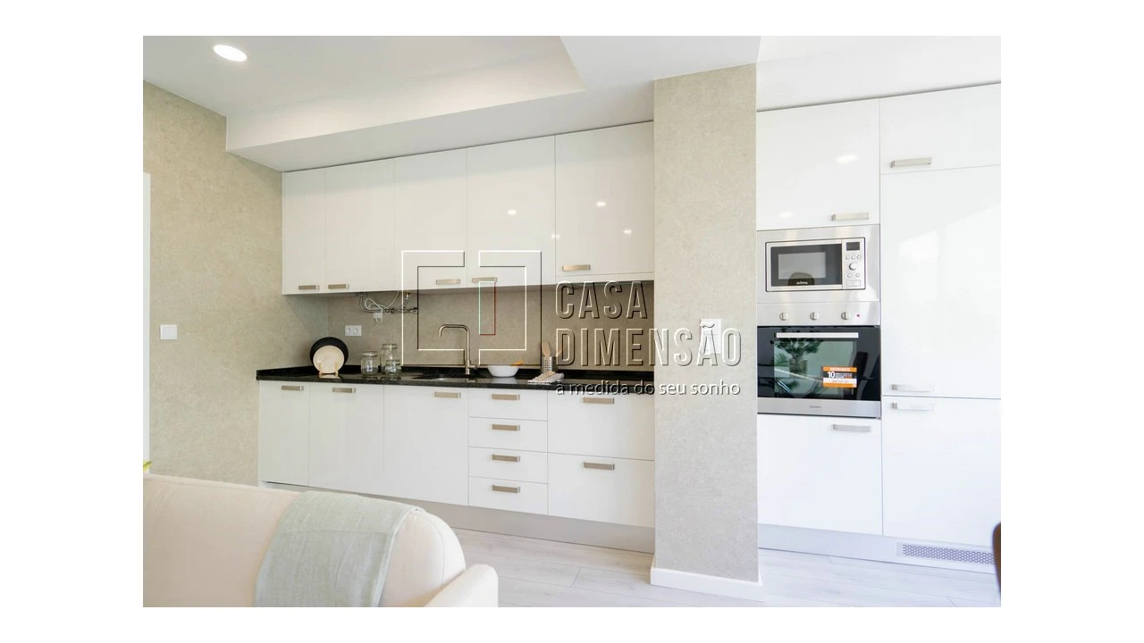 Apartamento T2 para Venda em Alvalade Foto 18