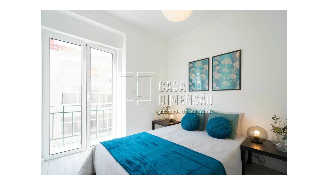 Apartamento T2 para Venda em Alvalade Foto 24