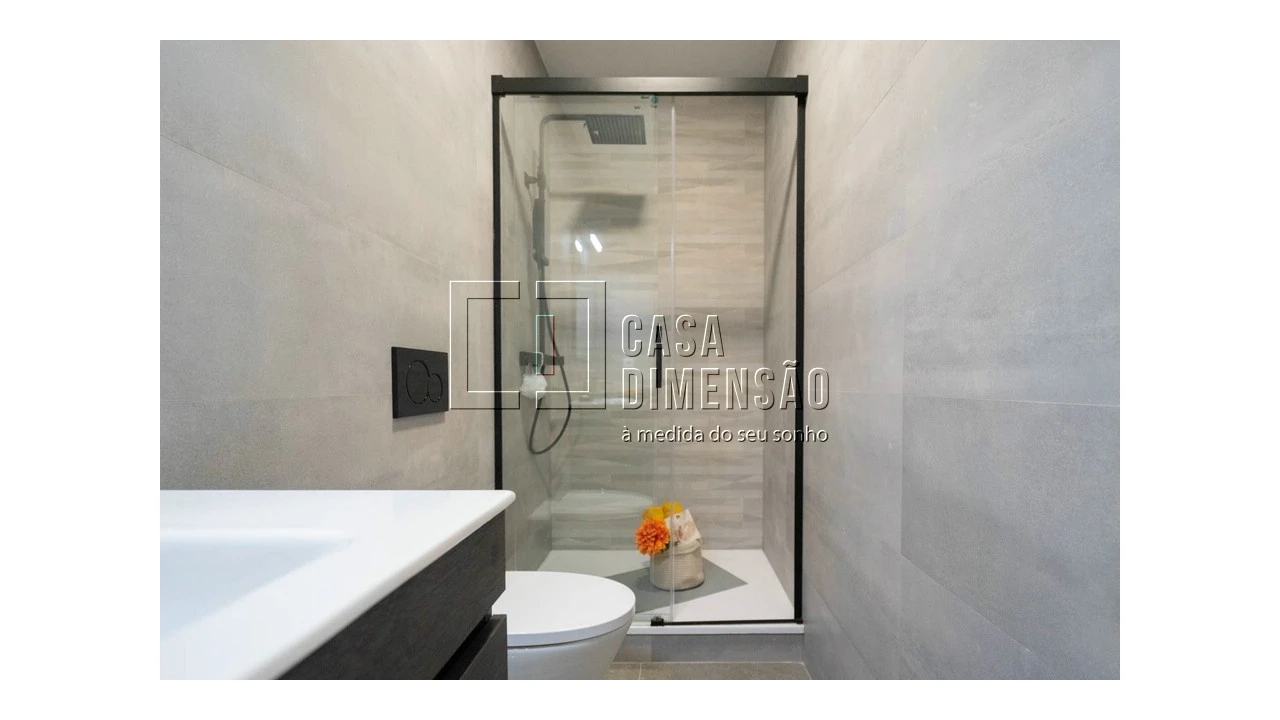 Apartamento T2 para Venda em Alvalade Foto 40