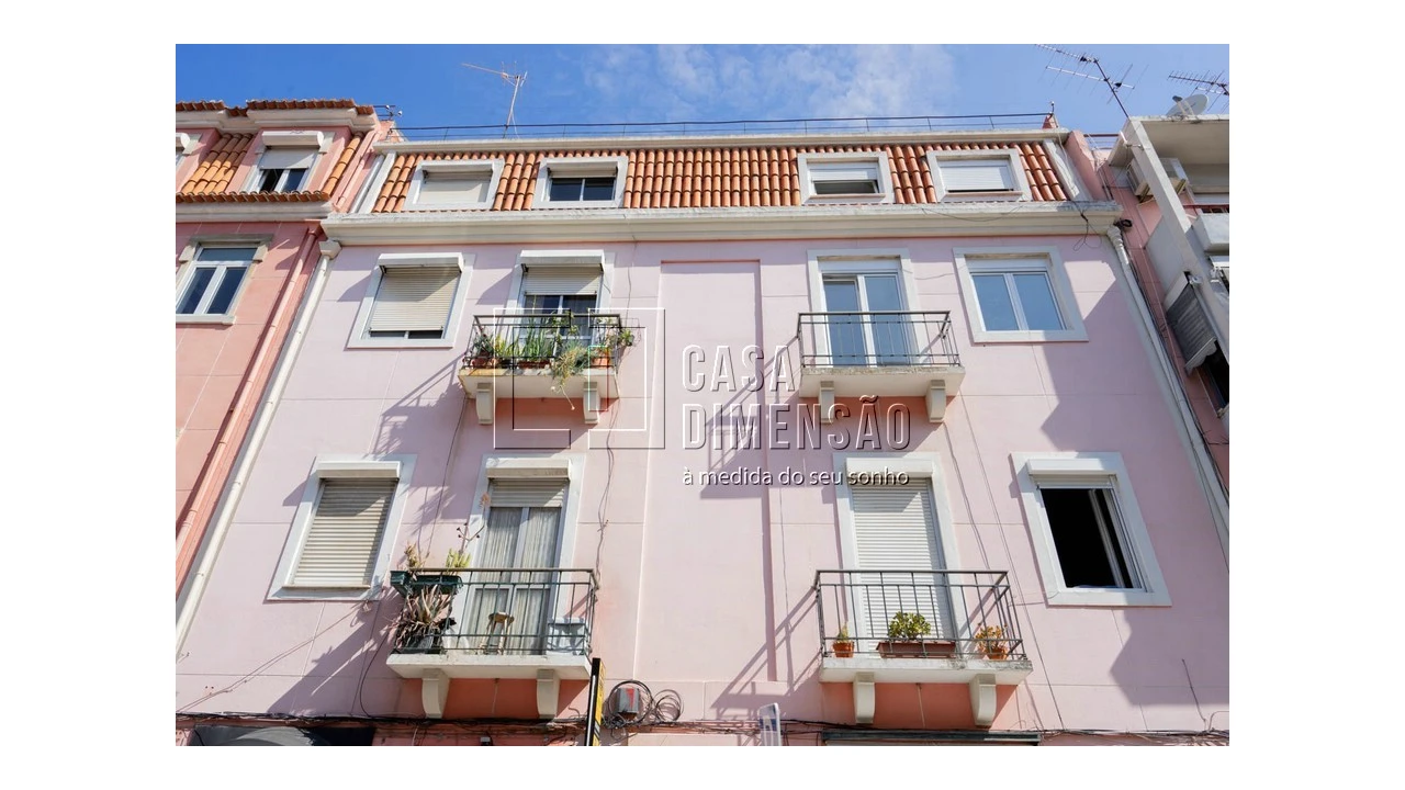 Apartamento T2 para Venda em Alvalade Foto 43
