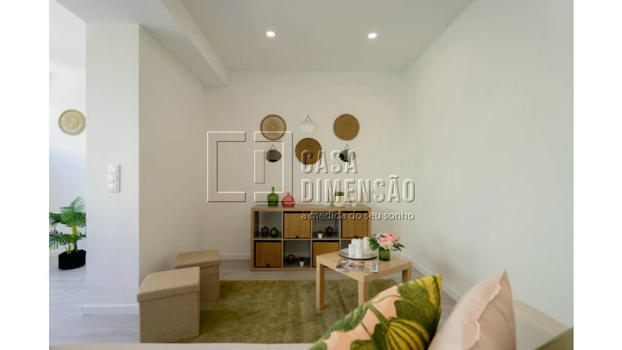 Apartamento T2 para Venda em Alvalade Foto 6