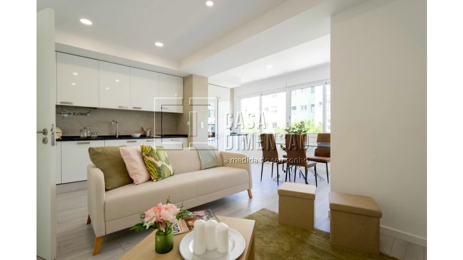 Apartamento T2 para Venda em Alvalade Foto 7