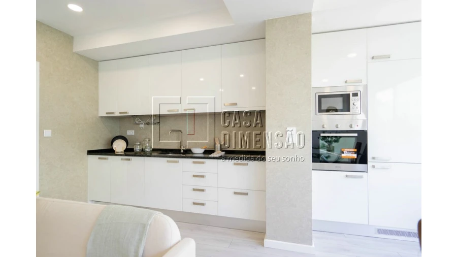 Apartamento T2 para Venda em Alvalade Foto 18