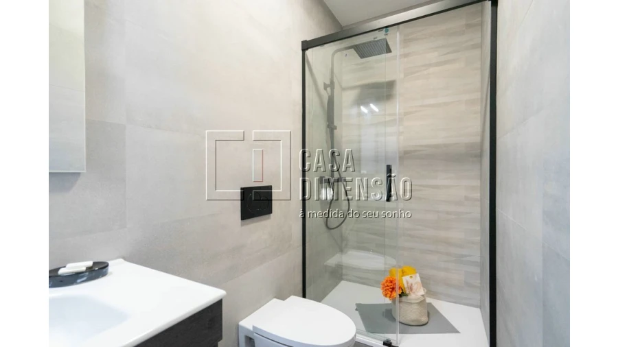 Apartamento T2 para Venda em Alvalade Foto 39