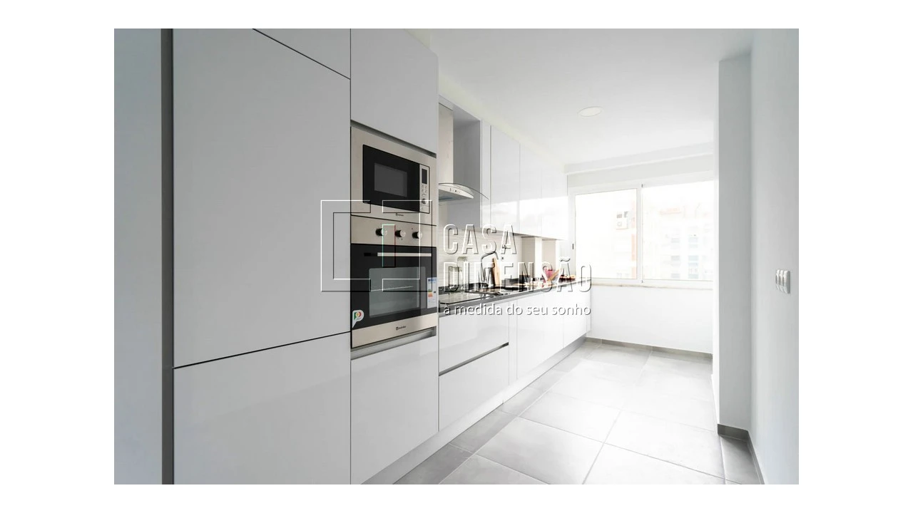 Apartamento T2 para Venda em Benfica Foto 12