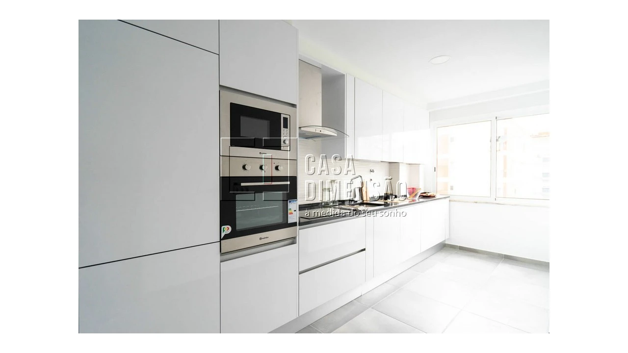 Apartamento T2 para Venda em Benfica Foto 1
