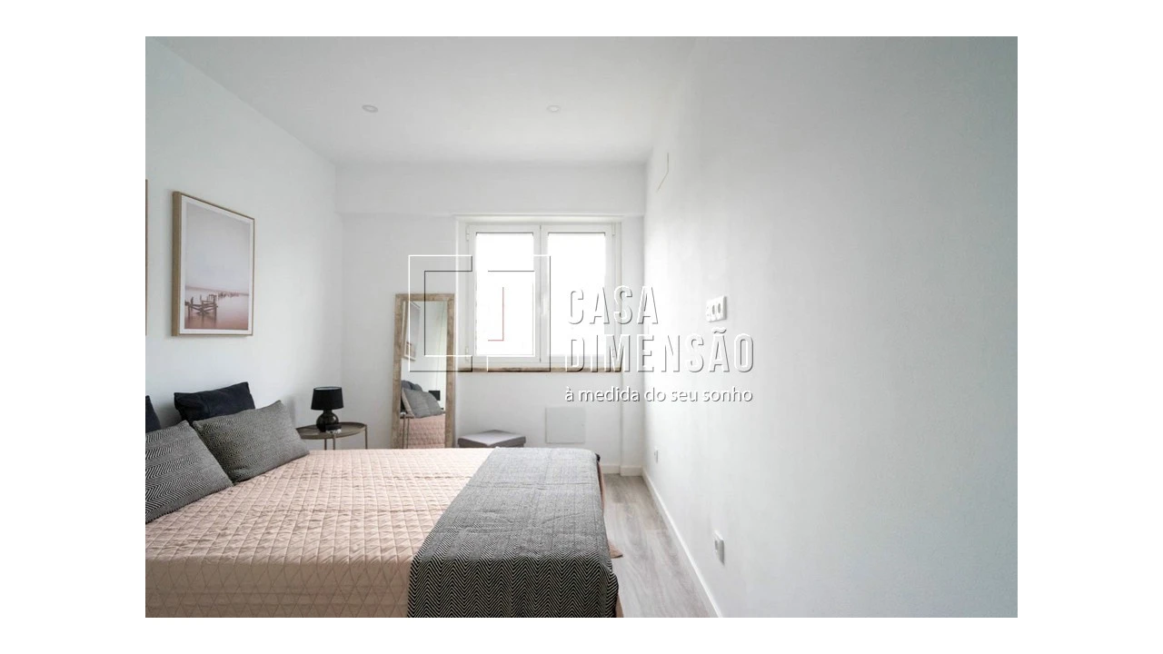 Apartamento T2 para Venda em Benfica Foto 18