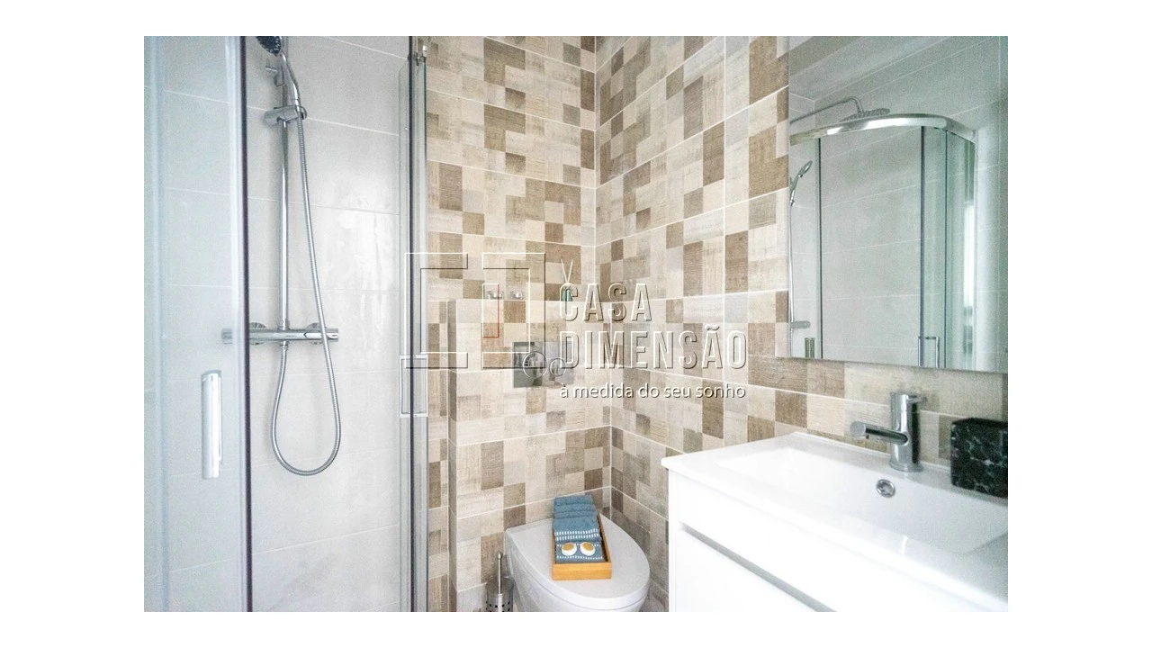 Apartamento T2 para Venda em Benfica Foto 28